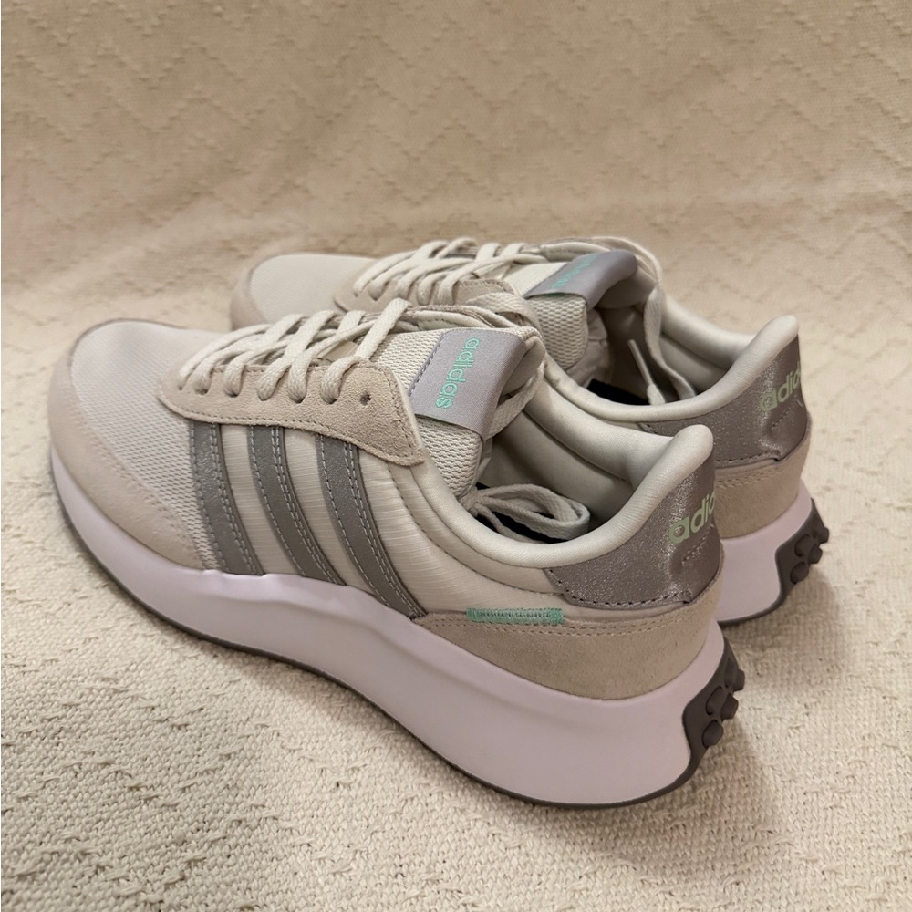 Adidas Run 70s
